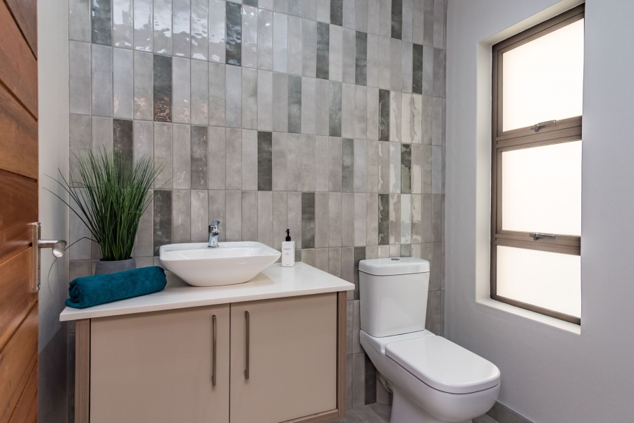 4 Bedroom Property for Sale in Club Milos Estate Free State